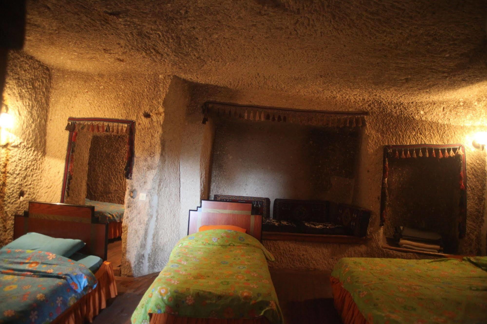 Sato Cave Hotel Goreme Exterior photo